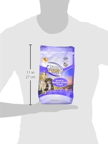 NutriSource enfoque en mordida: croquetas de tamaño reducido para facilitar la ingesta en cachorros.