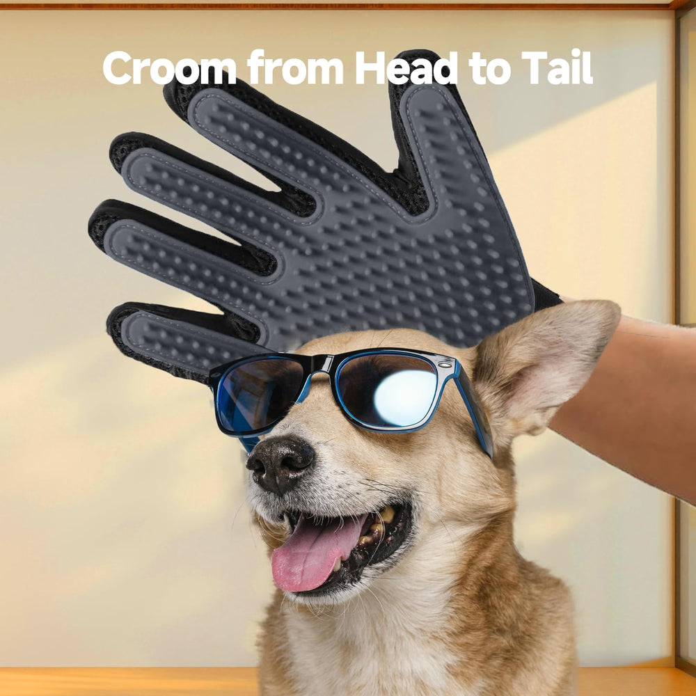 NVNAN pet grooming glove interior view highlighting silicone nubs for undercoat deshedding.