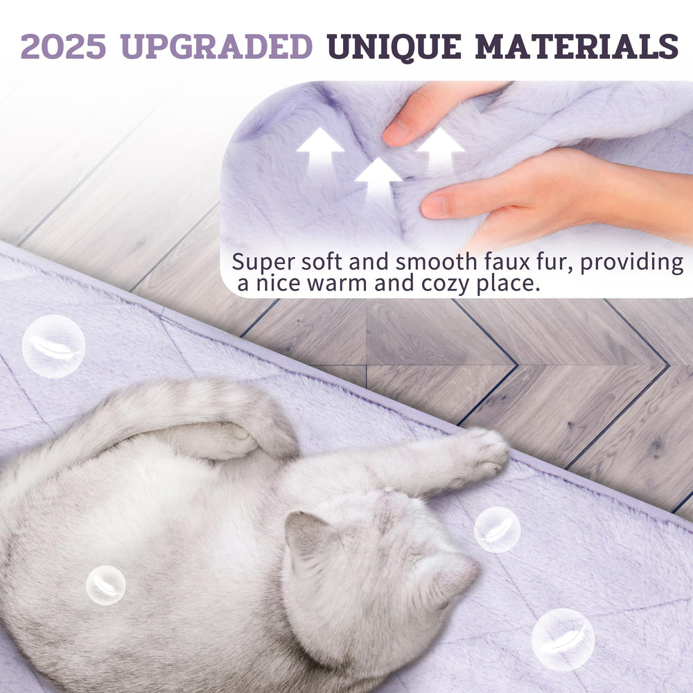 NWK Fluffy Self-Warming Cat Mat close-up shows soft faux rabbit fur texture.