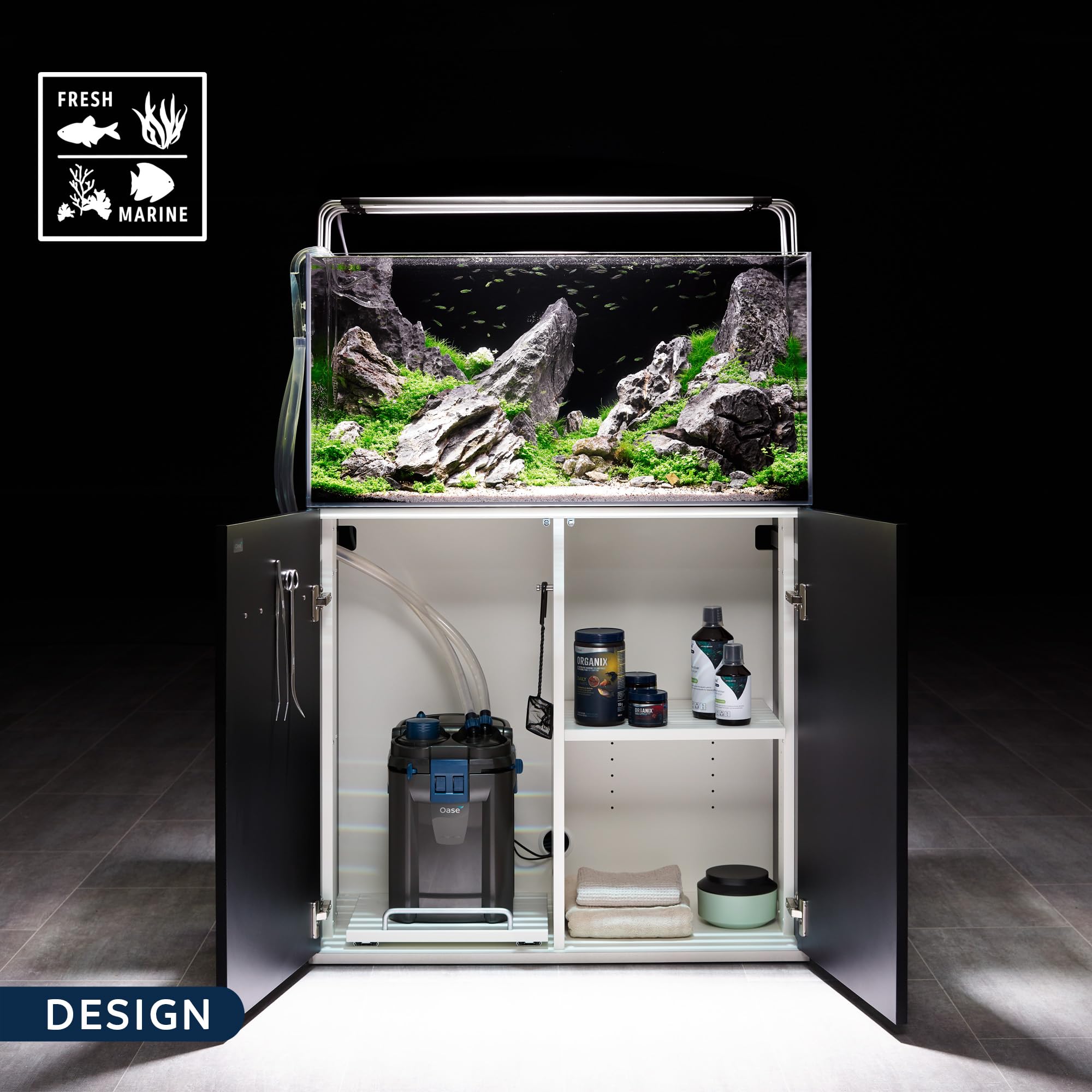 OASE Biomaster Thermo 250 Black unobstructed aquarium view with sleek housing.