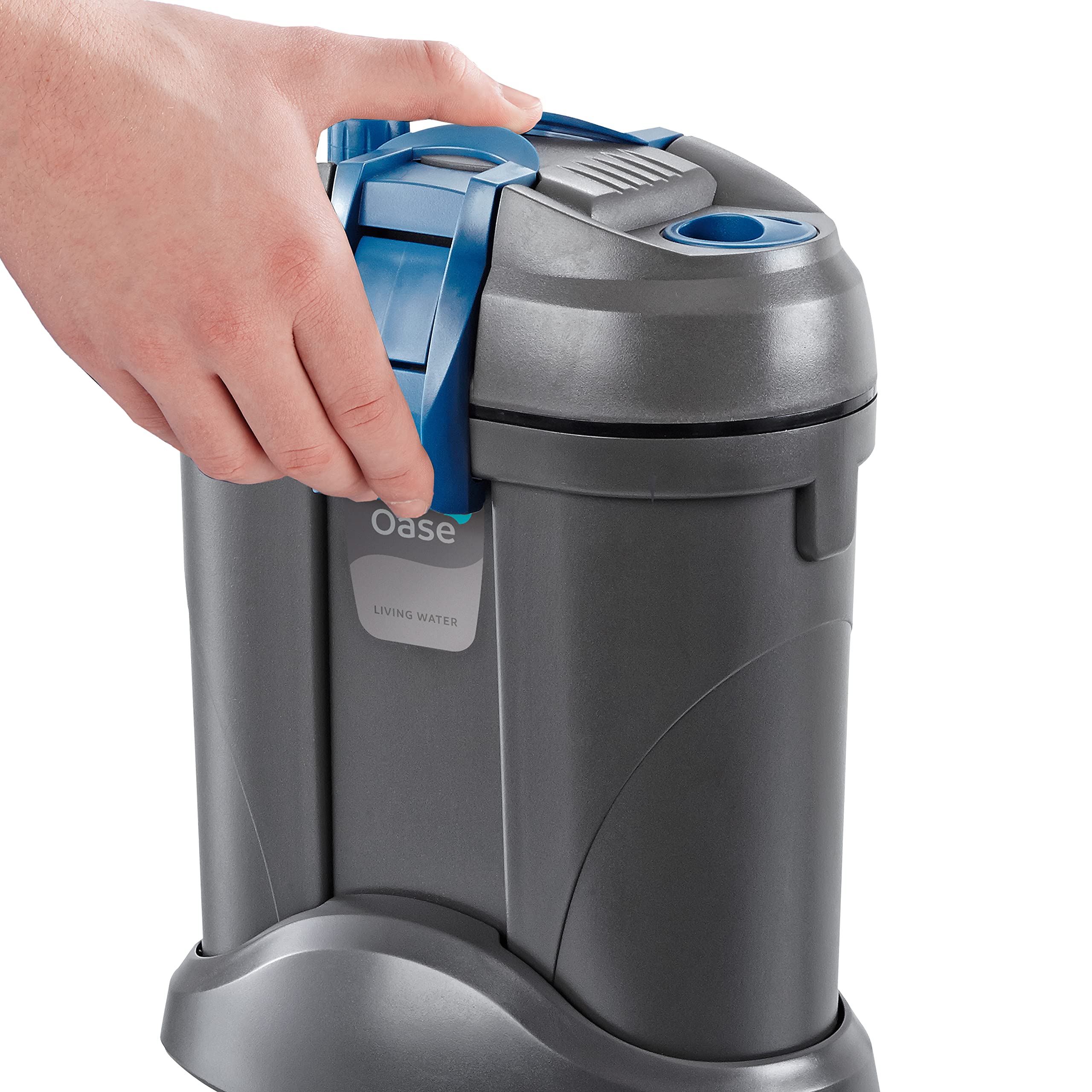 OASE Filtosmart 100 flow adjustment at outlet for precise control.