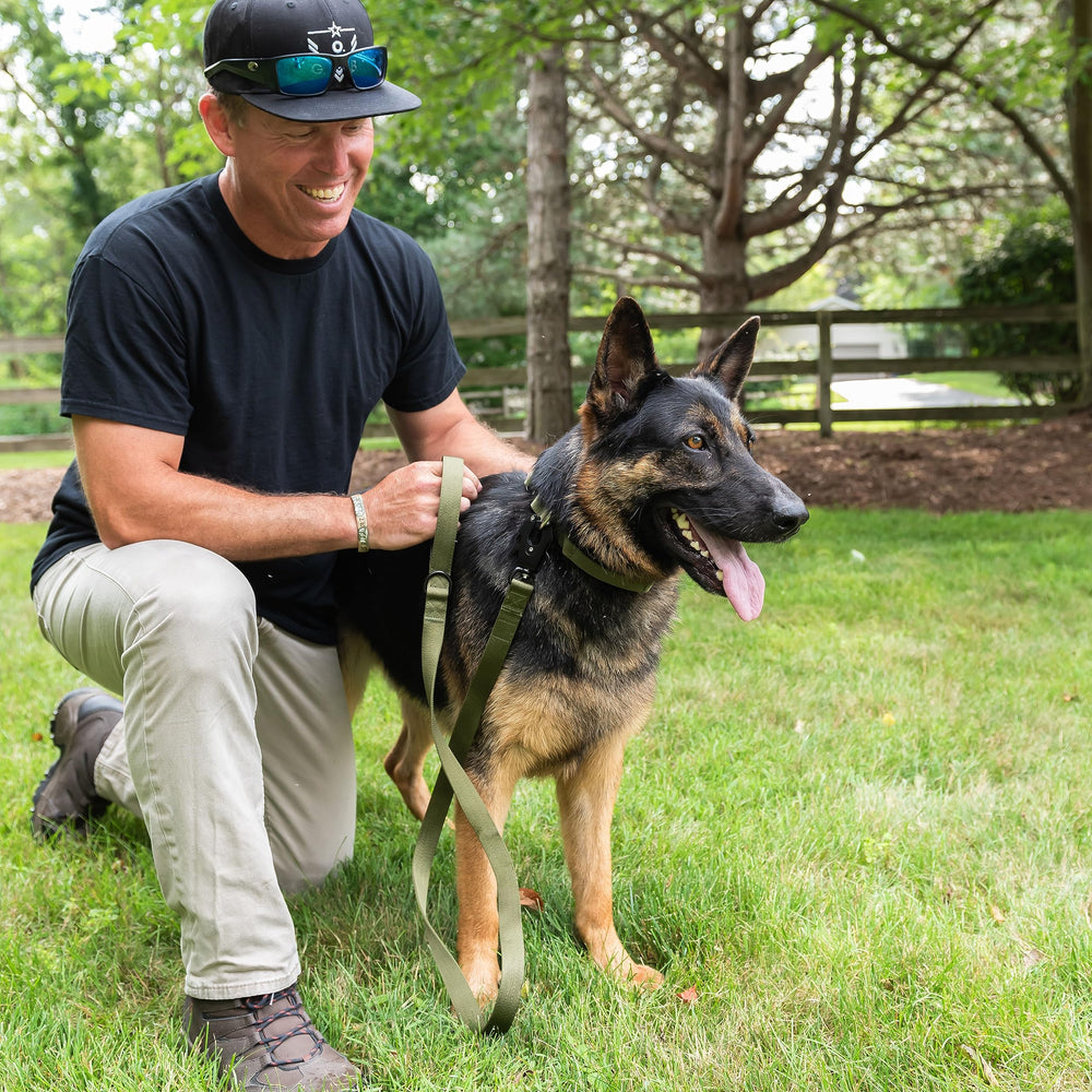 O.G.B. 60-inch leash length enables controlled training with extra reach.