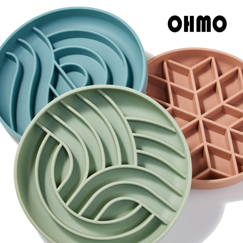 OHMO slow feeder bowl non slip design helps prevent spills
