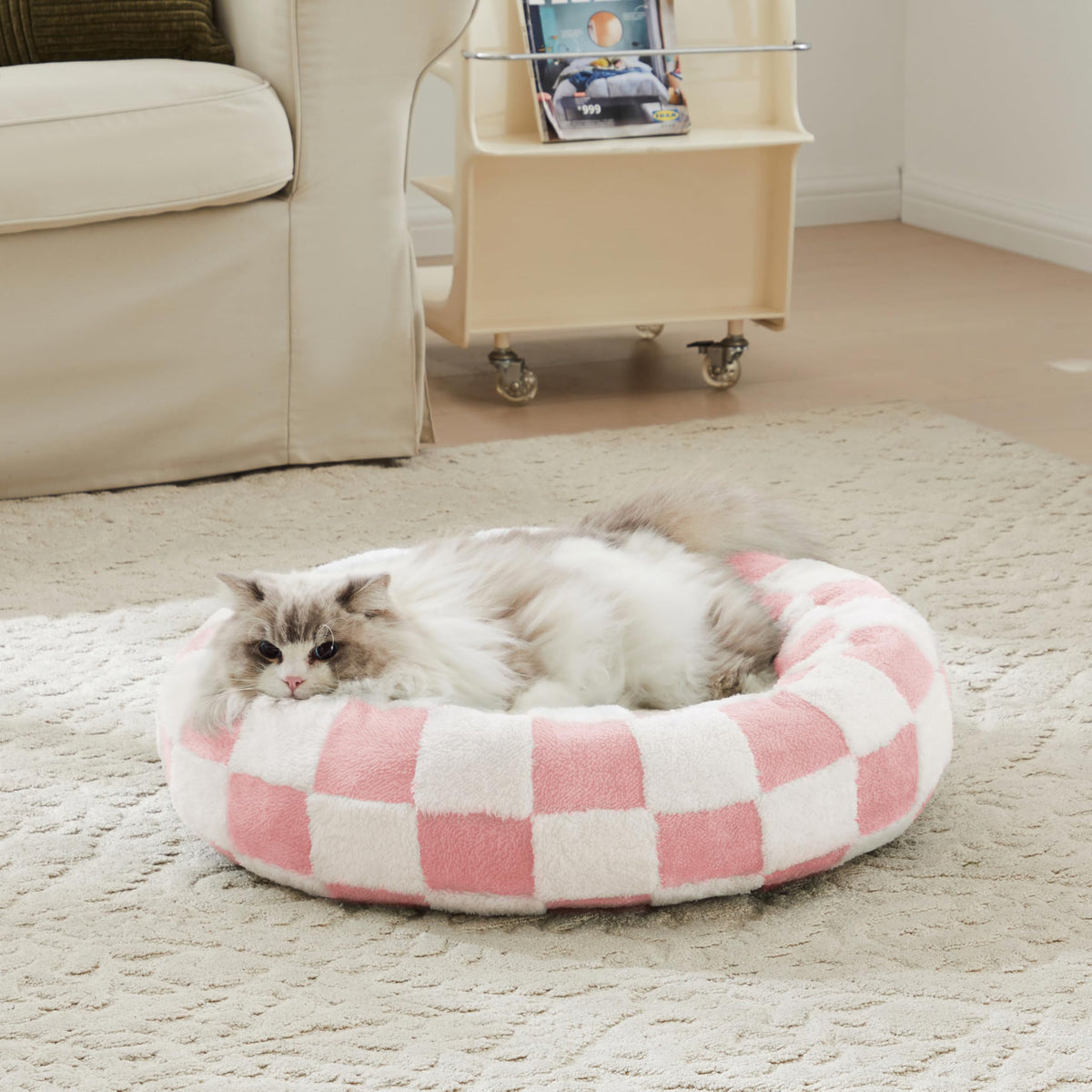Ohocut checkered bed round pink 23in for cozy naps and small-pet comfort.