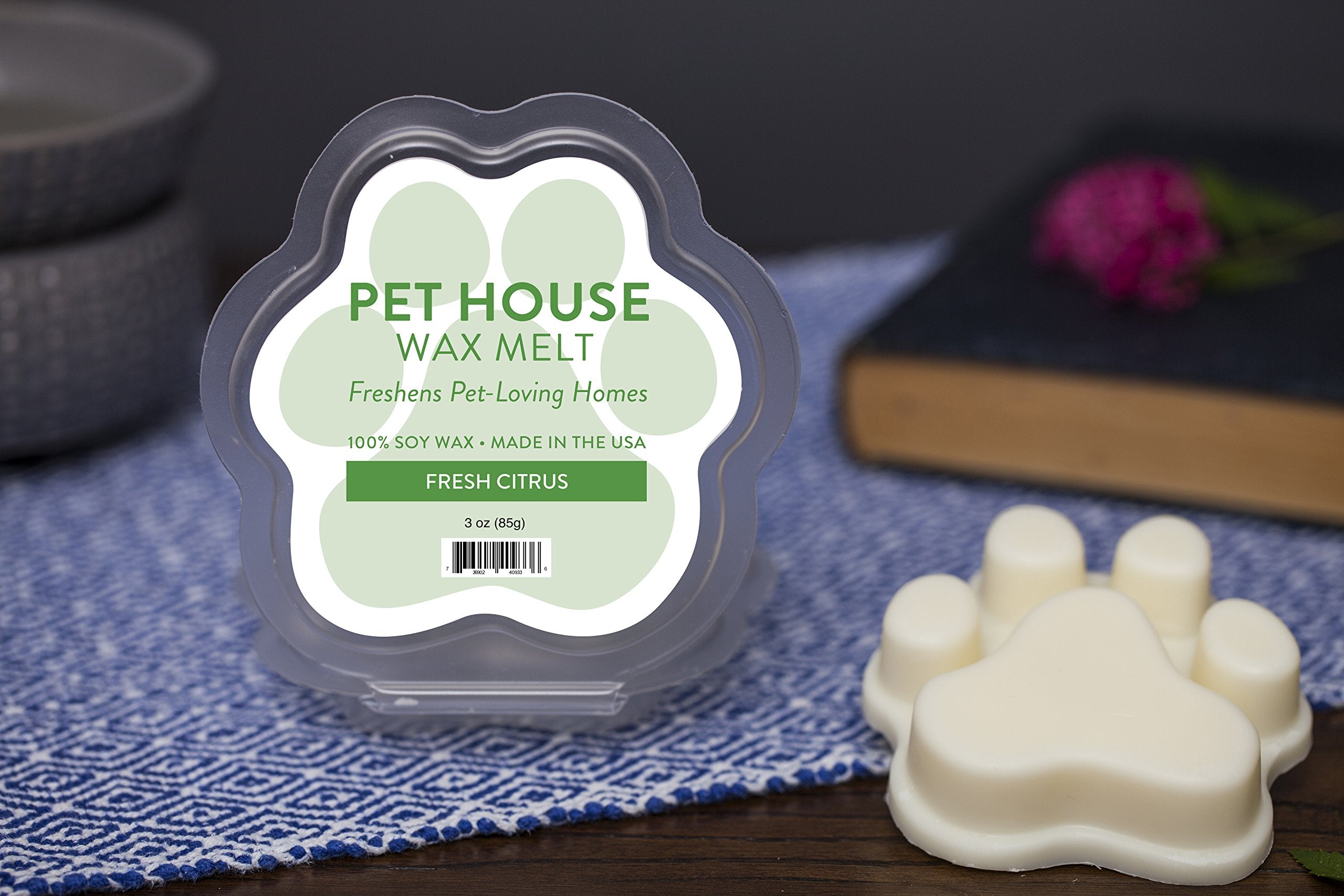 One Fur All Wax Melts display with citrus aroma—pet-friendly formula delivering a bright fragrance