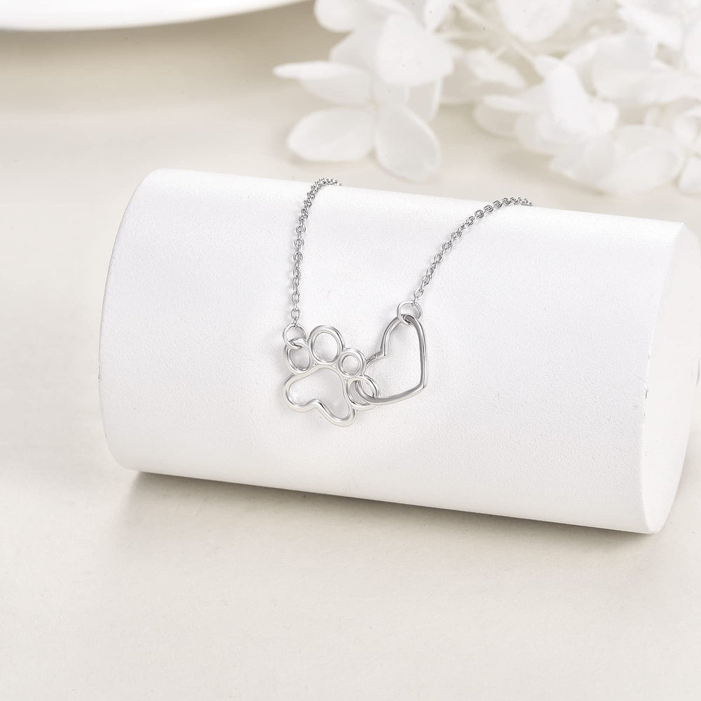 ONEFINITY dog-cat paw necklace detail image showing durable craftsmanship for everyday wear