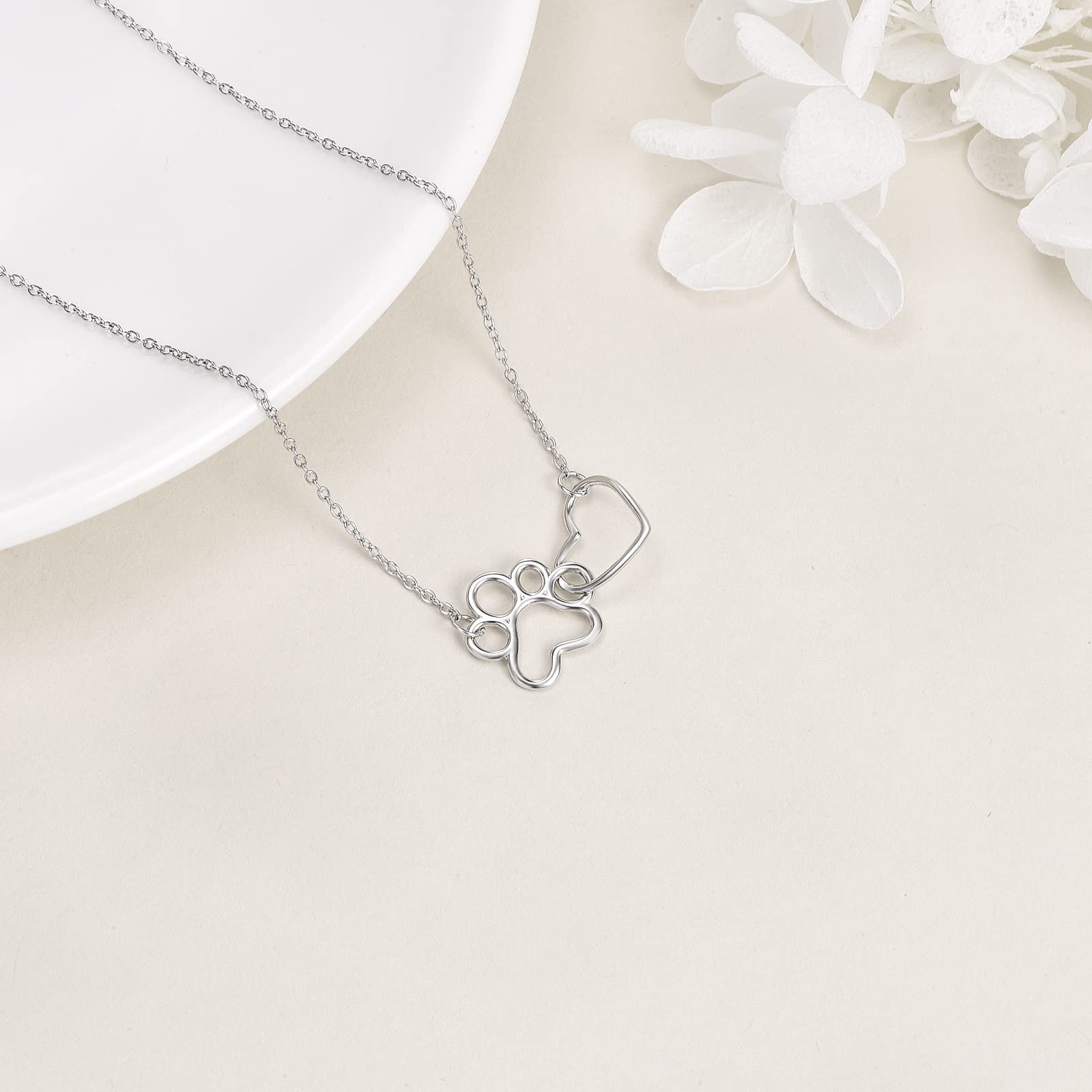 ONEFINITY sterling silver paw heart pendant image highlighting hypoallergenic daily wear
