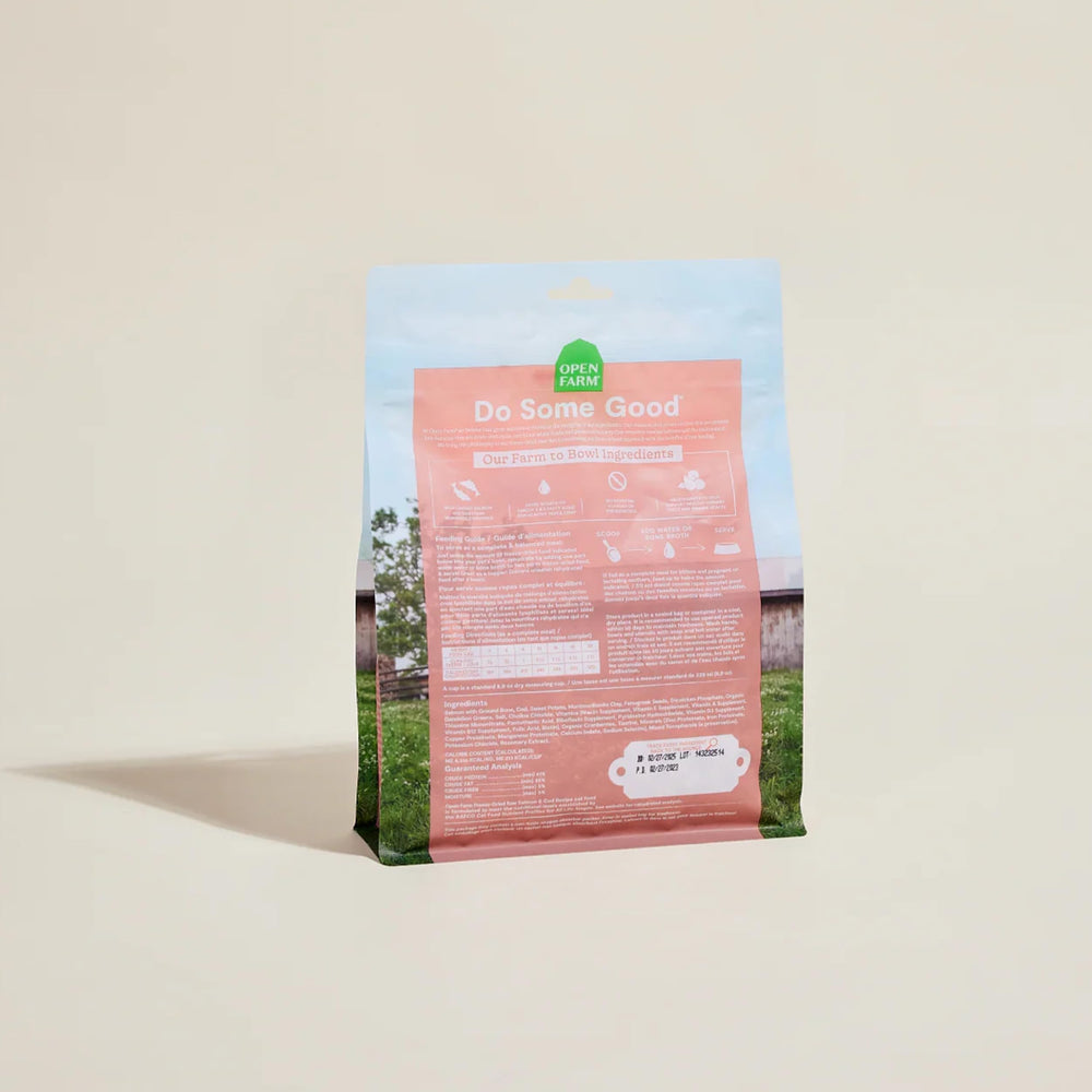 Open Farm ingredients like cranberries and dandelion greens for natural wellness notes