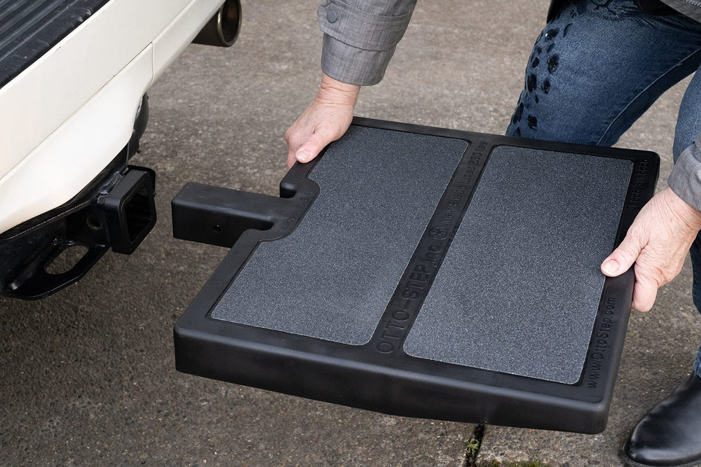 Otto Step compact trunk transport for travel-ready pet gear