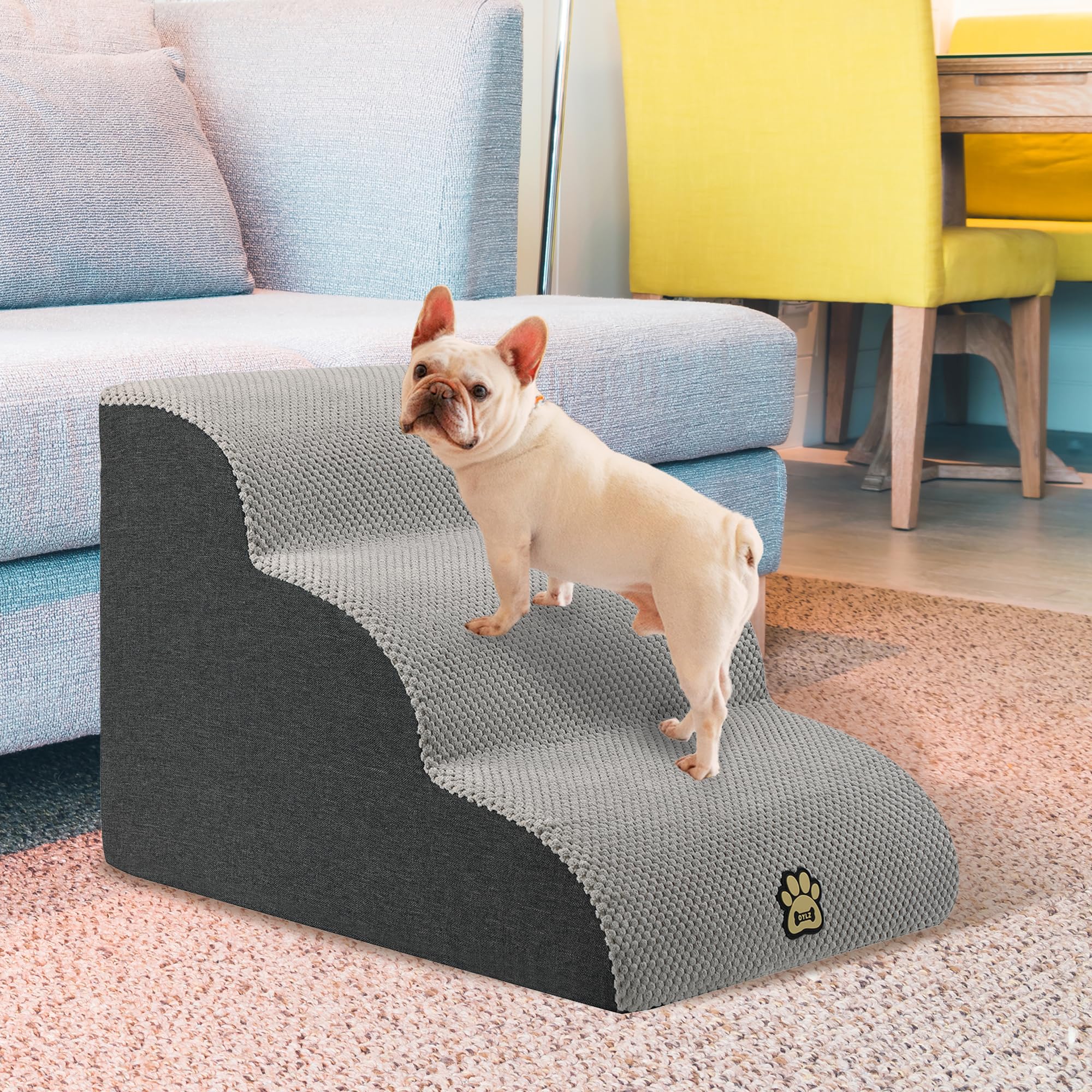OYLZ Pet Steps non-slip base demonstrates secure sofa access