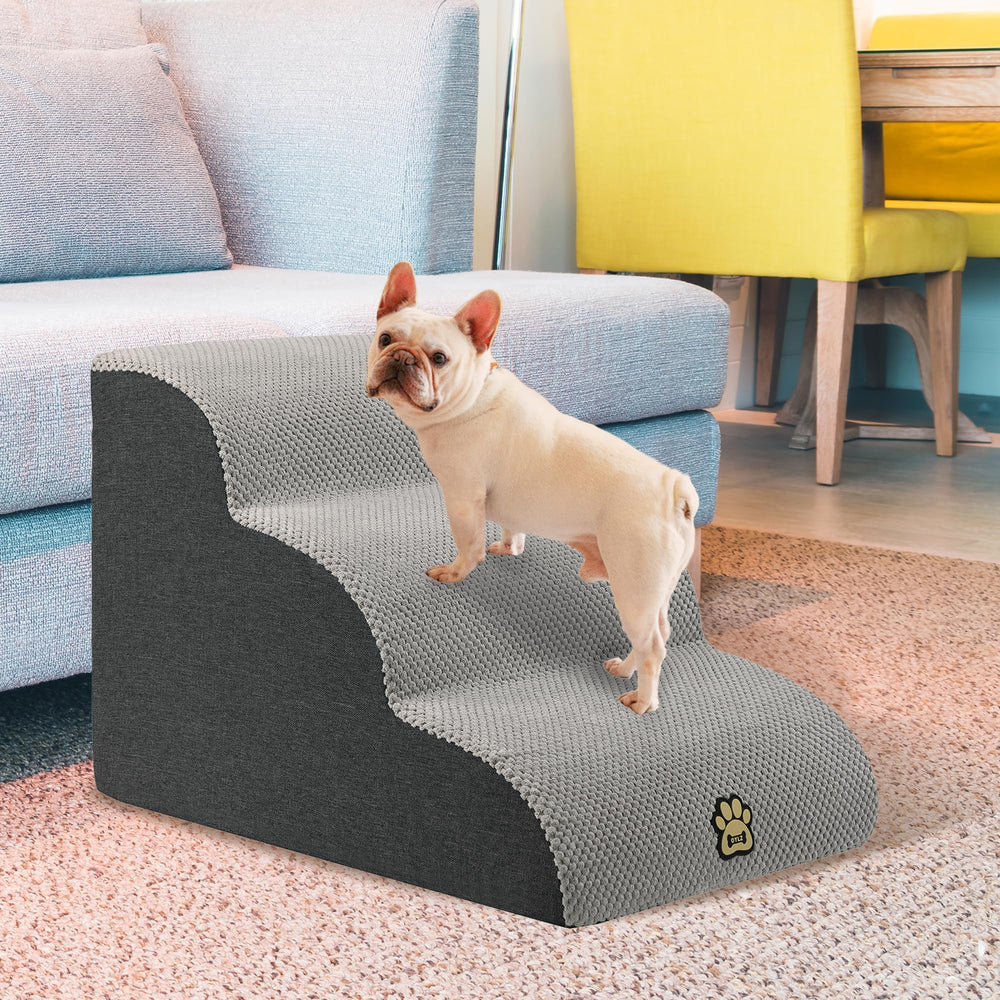 OYLZ Pet Steps non-slip base demonstrates secure sofa access