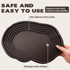 Pansente cleaning brush keeps turtle habitat tidy and hygienic.