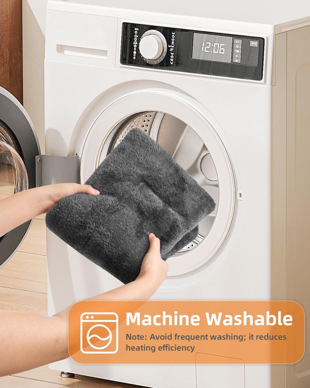 Papettly machine-washable self-heating cat bed image showcasing easy cleaning