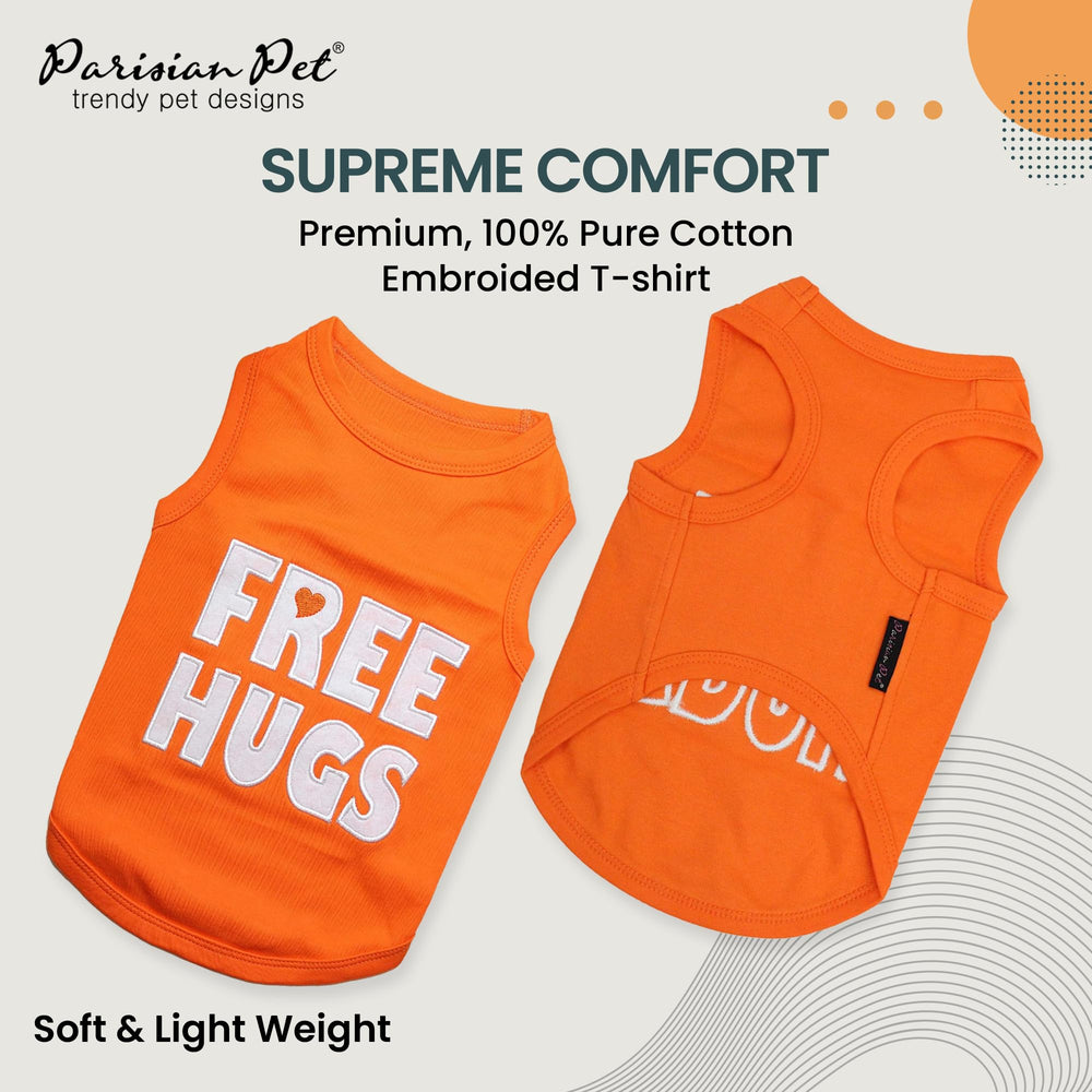 Parisian Pet Free Hugs embroidery close-up highlighting the playful slogan for daily wear.