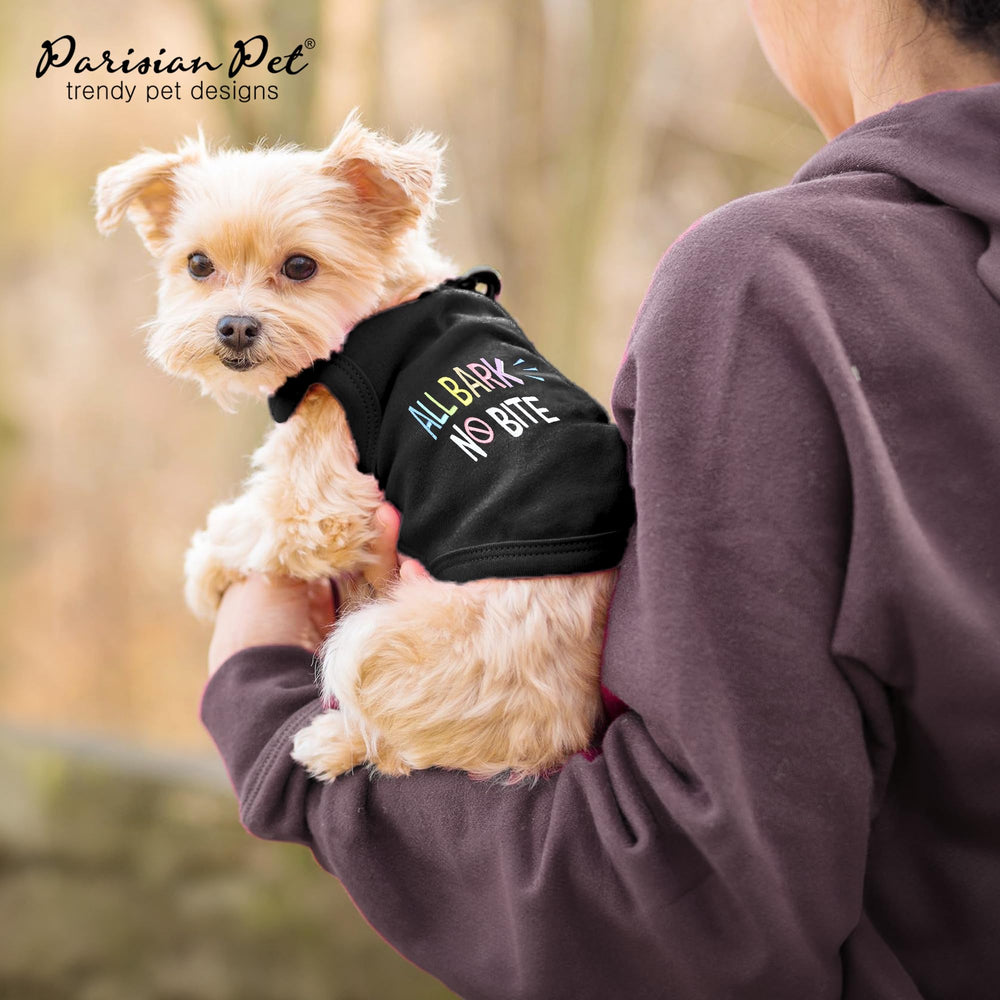 Parisian Pet machine-washable label close-up highlighting easy-care maintenance.