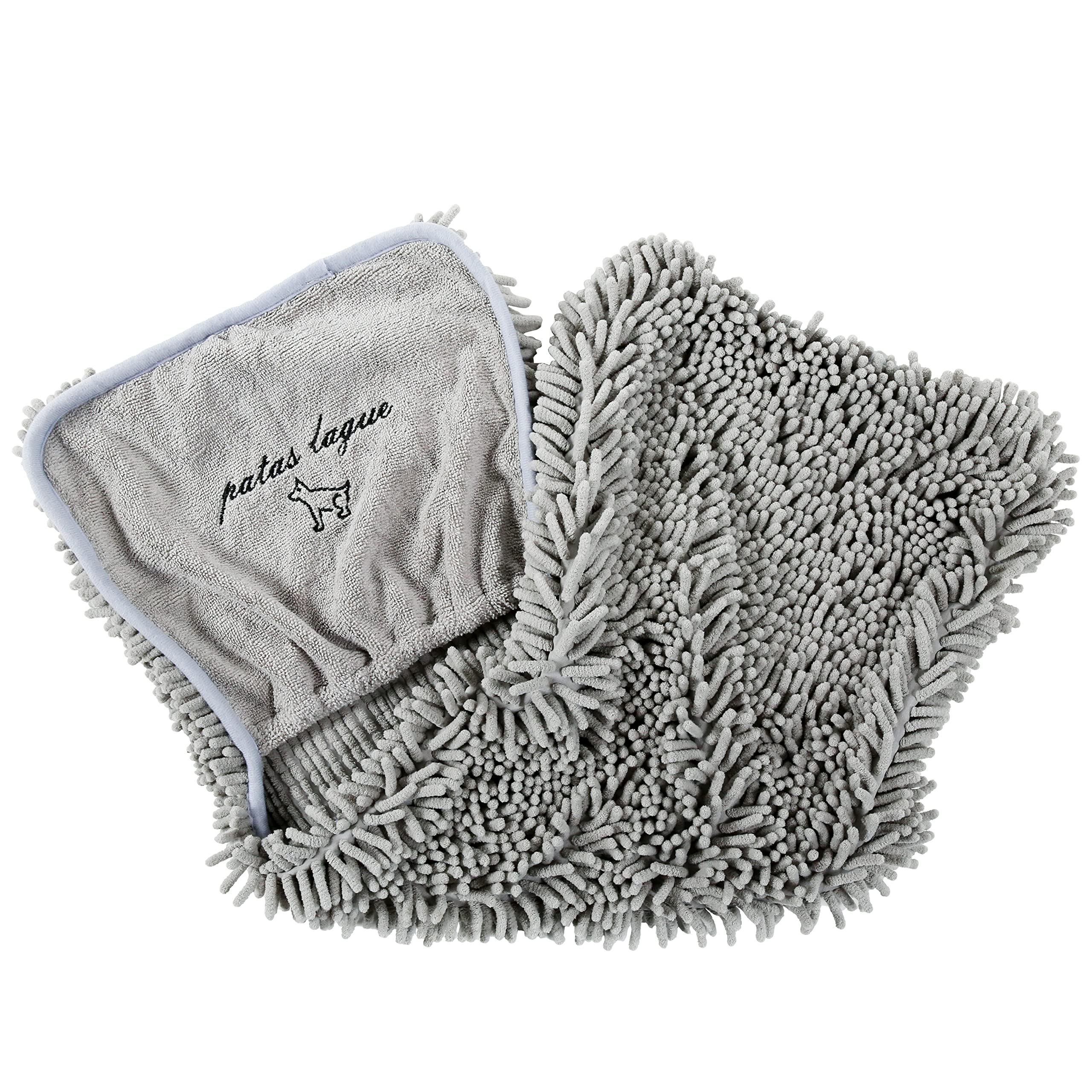 Patas Lague microfiber towel texture excels at absorbing water for faster air-dry after outdoor swims.