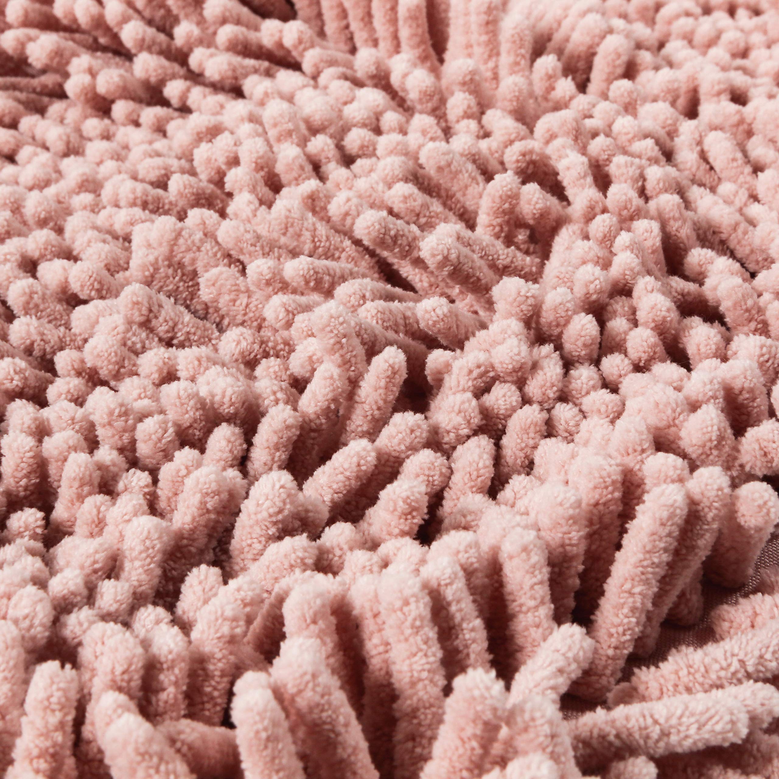 Patas Lague fast-drying towel helps reduce drips around the house.
