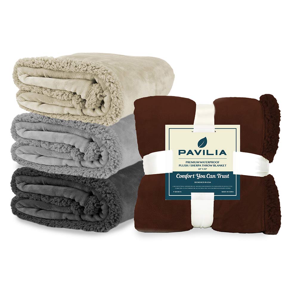 Pavilia 460gsm microfiber closeup emphasizes durable, lightweight protection.