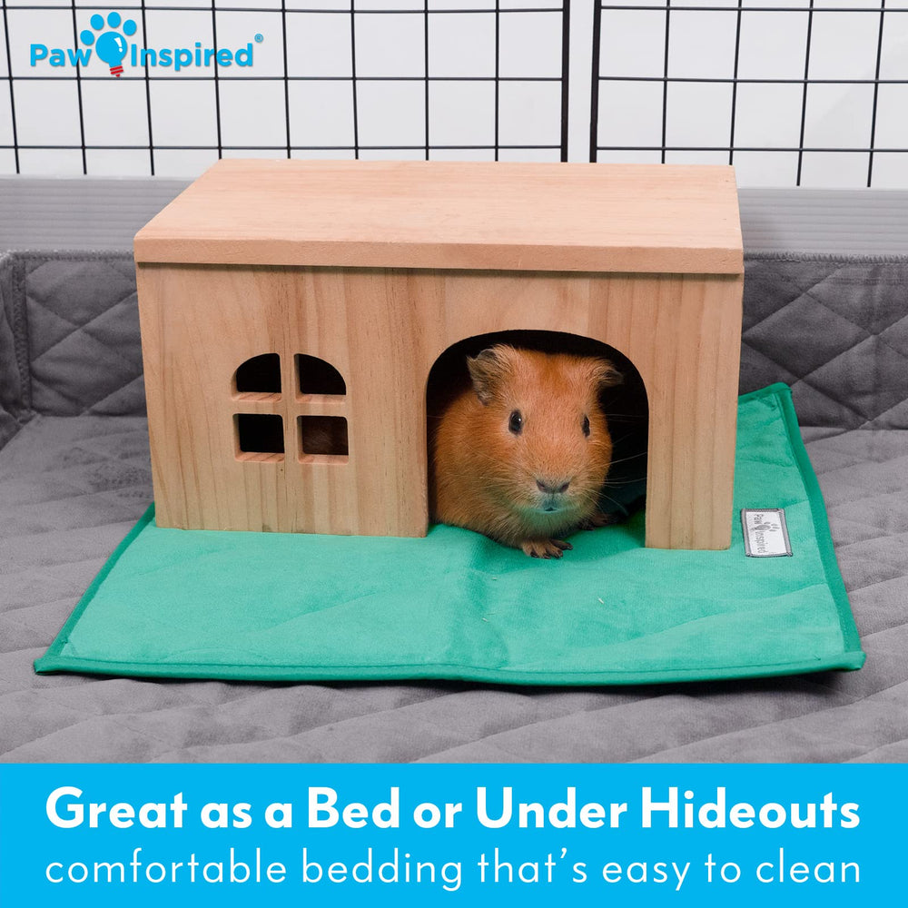 Paw Inspired dust-free small-animal-liner promotes a clean habitat.