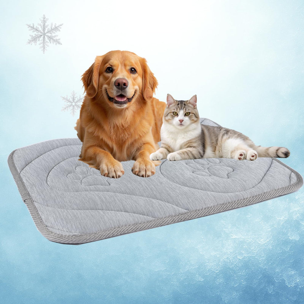 Pawhoo dog cooling mat top layer delivers instant heat relief with cooling fabric.