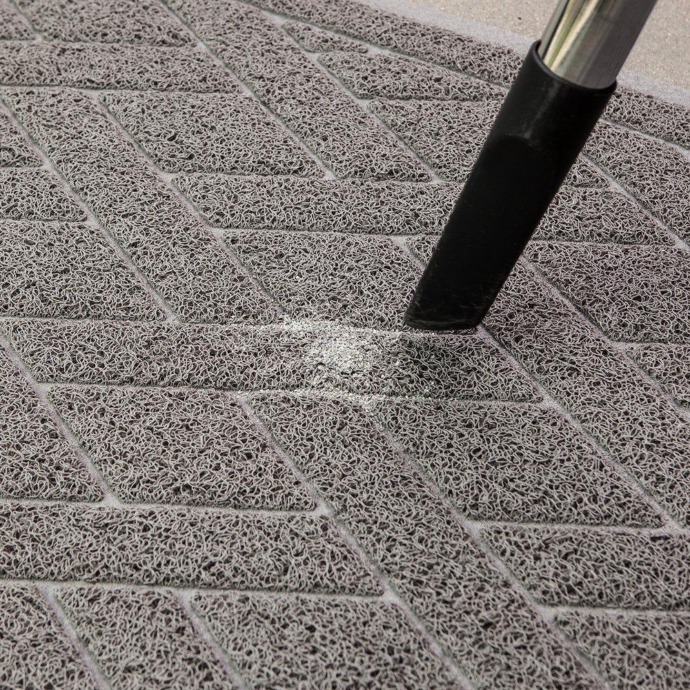 Pawkin Cat Litter Mat is easy to vacuum, shake out, or rinse for quick refresh.