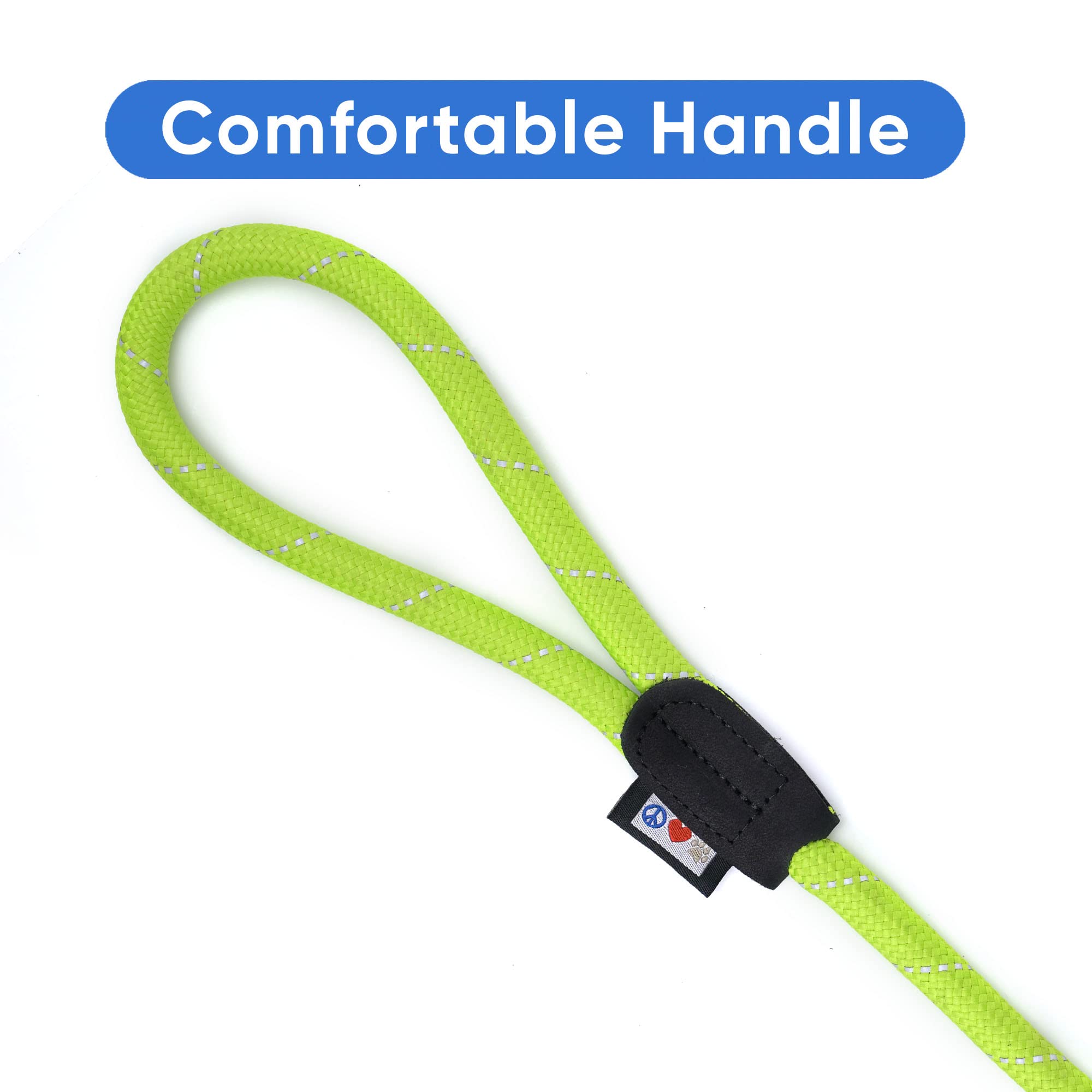 Pawtitas 6-foot leash training-walks shows ideal length for training and safe exploration.