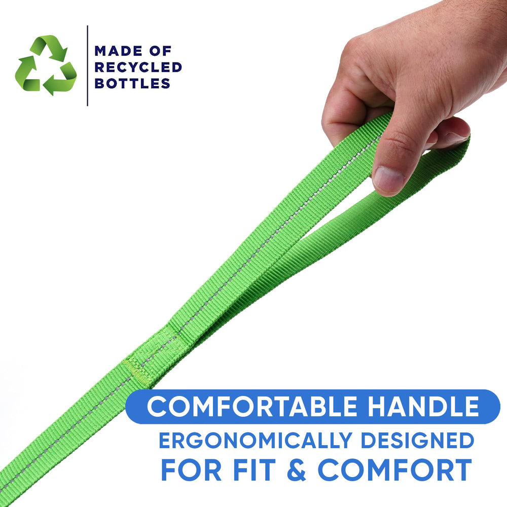 Pawtitas Green Dog Leash enhances safety with reflective strip for night walks.