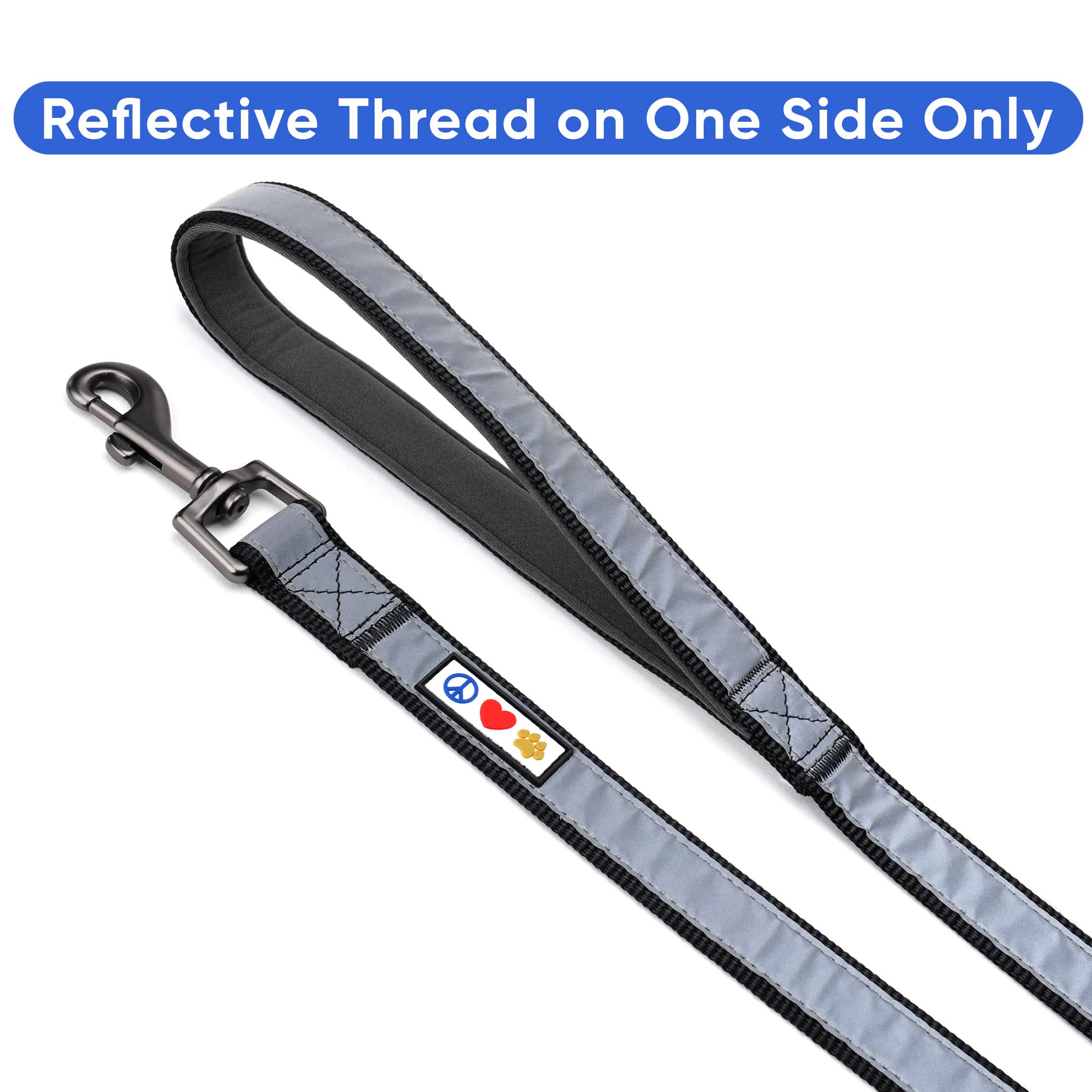 Pawtitas padded neoprene handle provides comfortable grip during long strolls.