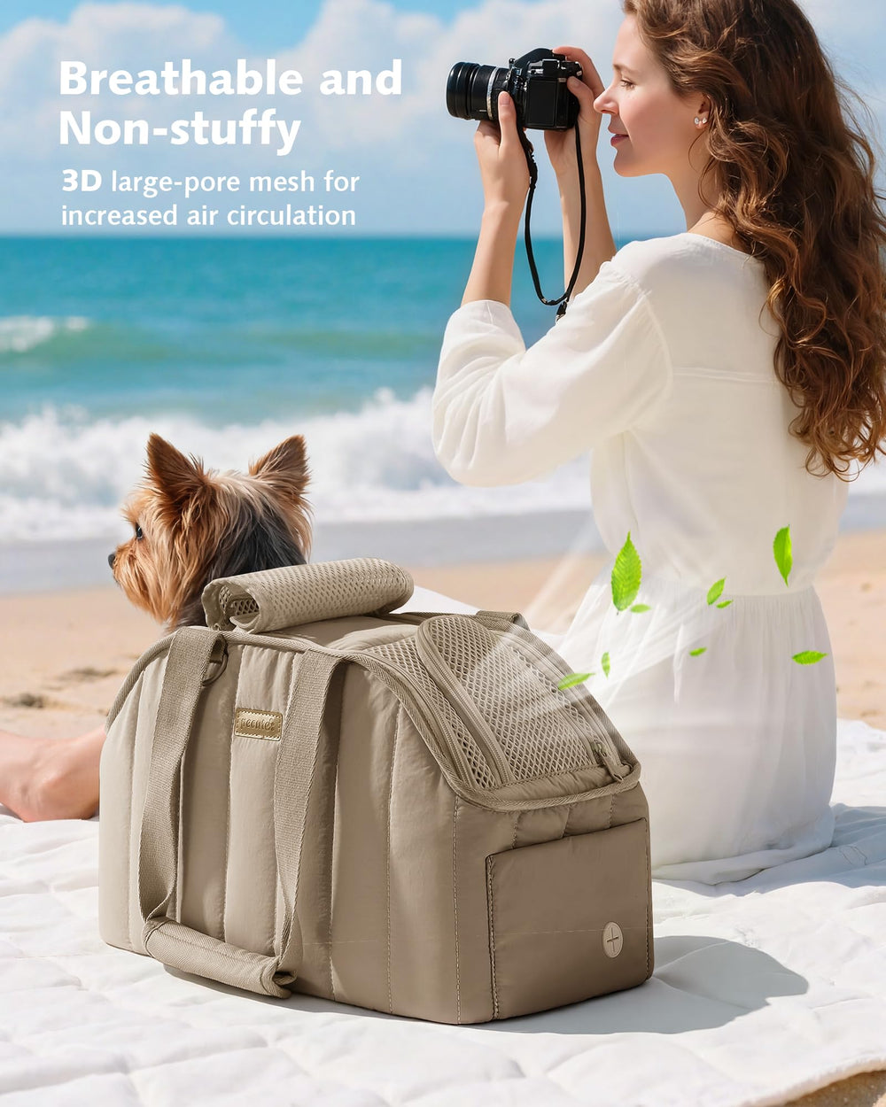Pecute Dog Purse Carrier water-repellent coating protects against light drizzle.