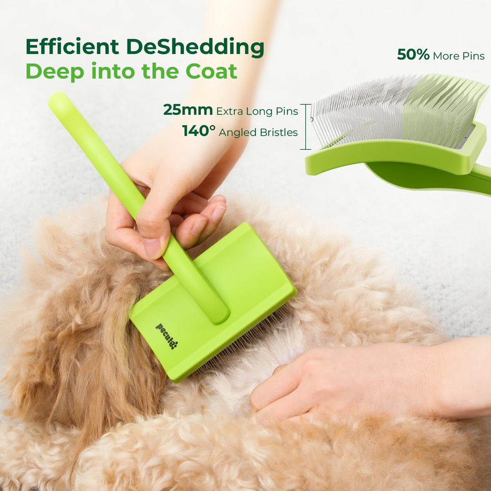 Pecute Slicker Brush 25mm pins close-up for deep coat reach