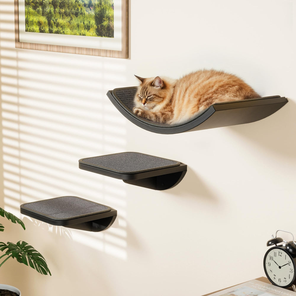 PELUMOZ cat wall bed curve gray showing secure lounging for large cats