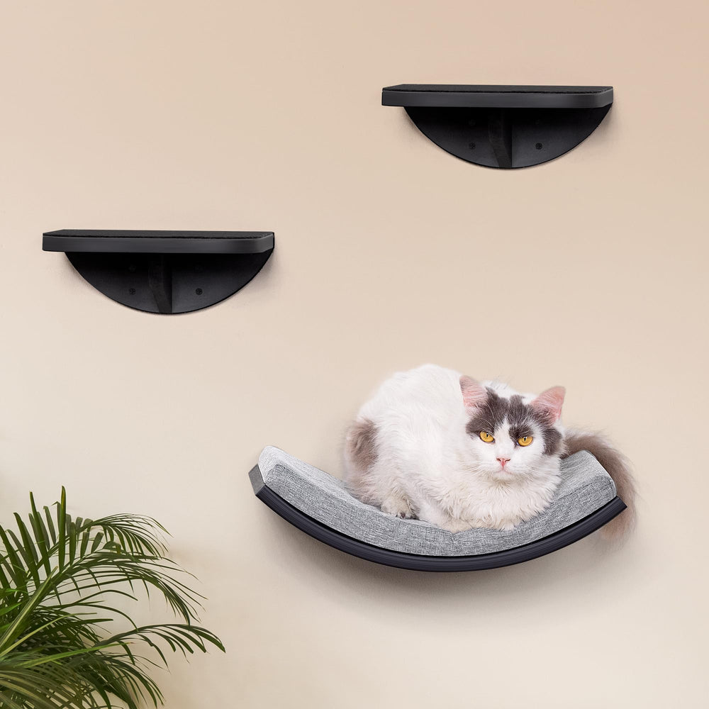 PELUMOZ handmade cat perch makes a thoughtful gift for cat parents.