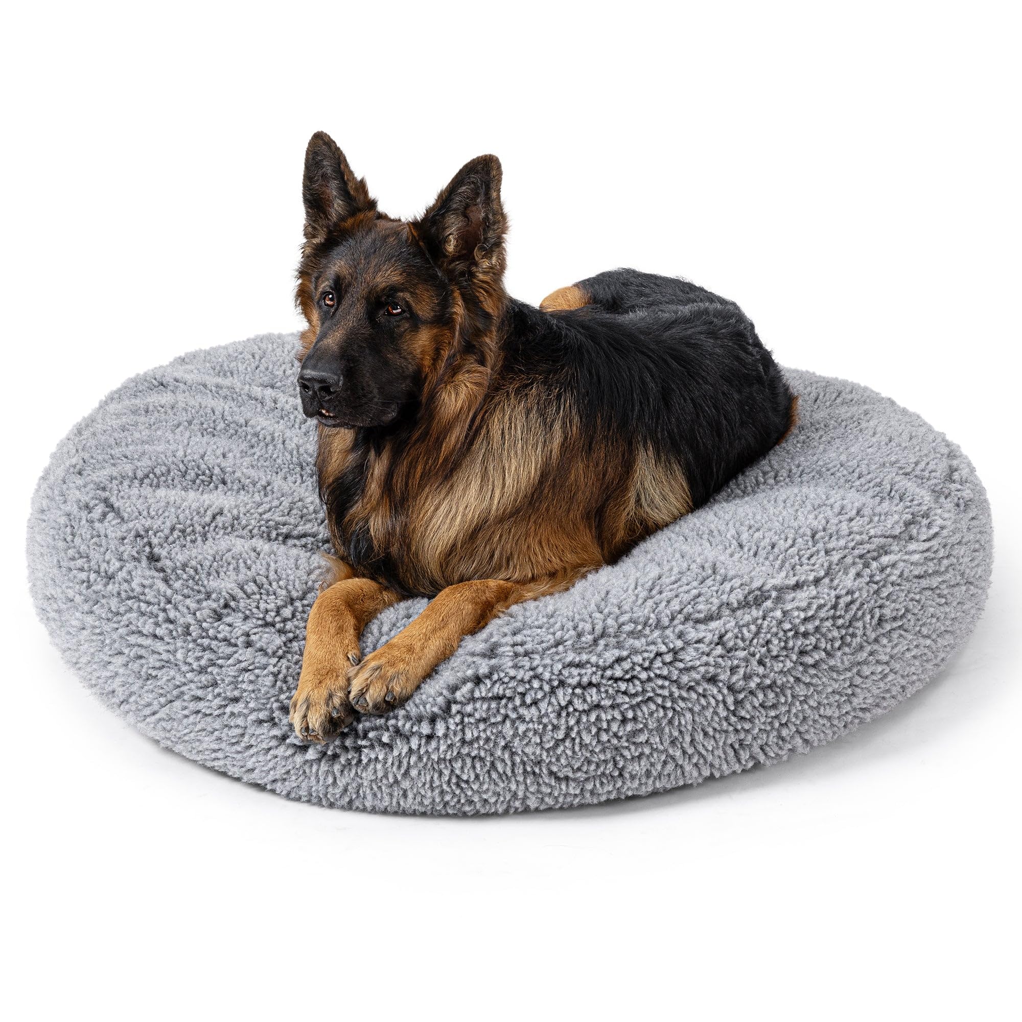 Pelzin Stoutwool round bed top view shows plush warmth for large breeds.