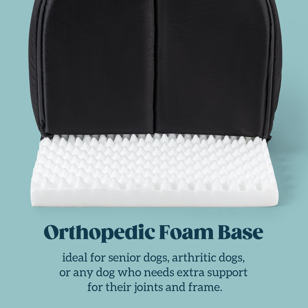 Pelzin weatherproof dog shelter exterior stands up to rain and sun.