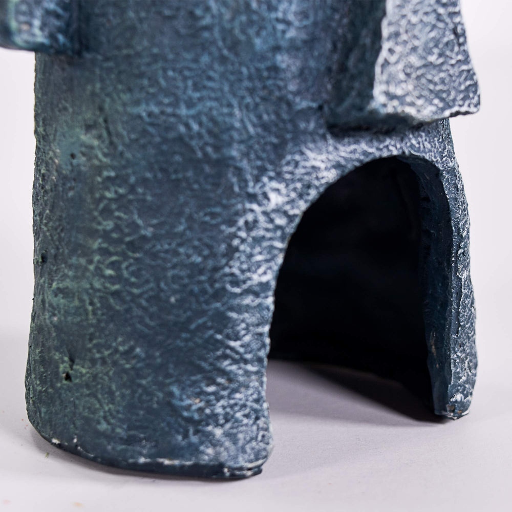 Penn-Plax SpongeBob Squidward’s house detail highlights sculpted textures inviting tactile imagination.