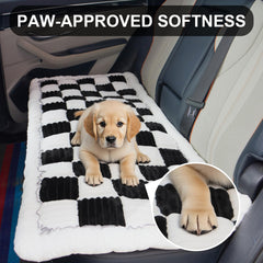 Pessbulmm dog travel blanket highlights easy cleaning and versatility