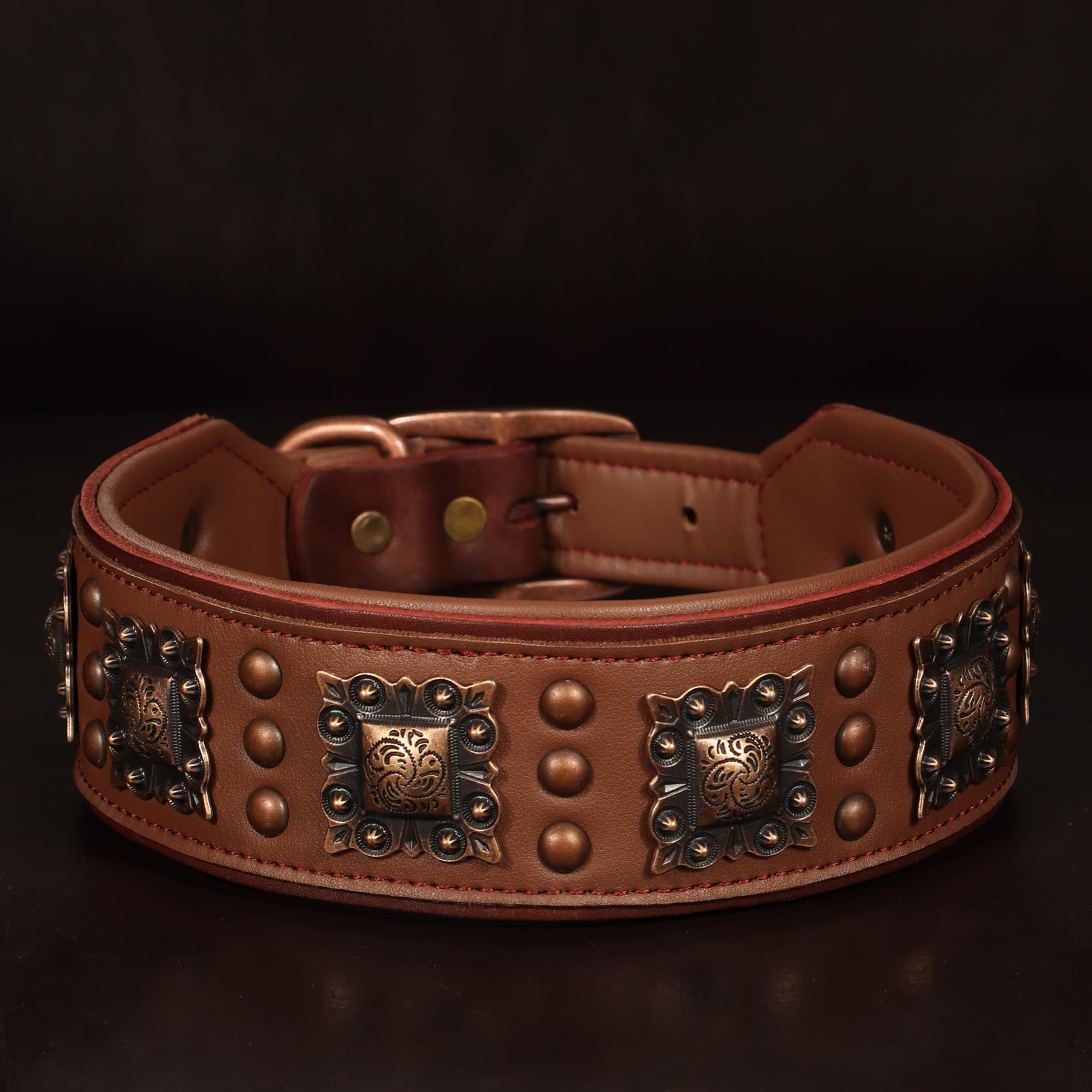 PET ARTIST handcrafted quality checks and double-layer leather detail image.