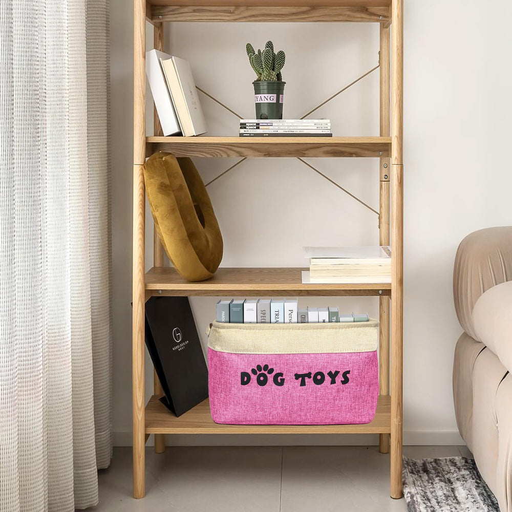 PET ARTIST storage bin multi-purpose holds leashes, blankets, and toys neatly.