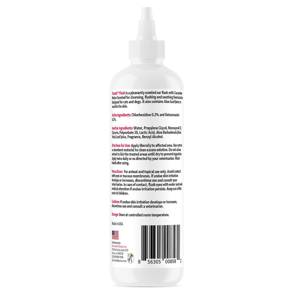 Pet Health Pharma light scent application — pleasant fragrance during ear care.