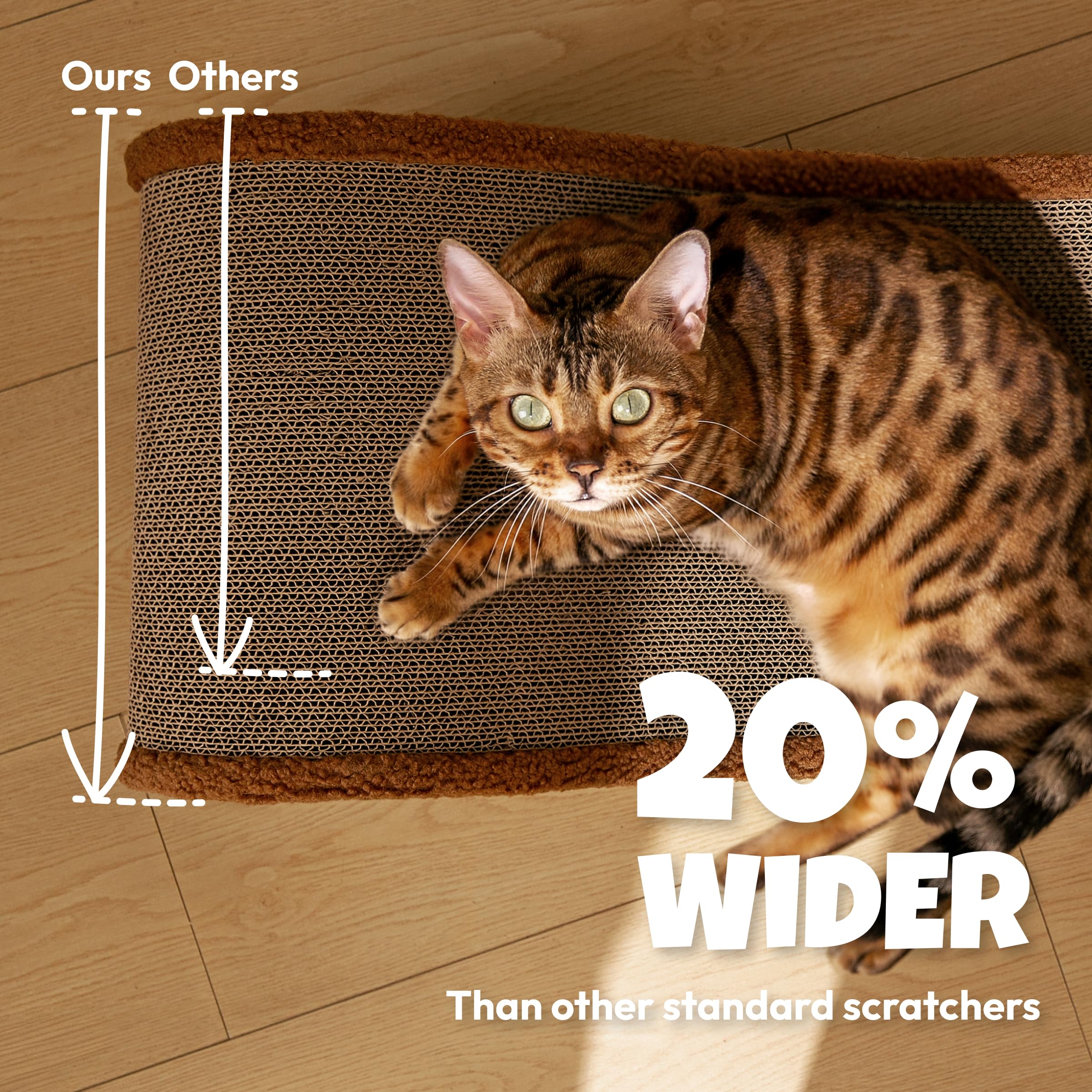 Pet JoJo Cloud Lounge cozy fabric on a plush scratching surface.