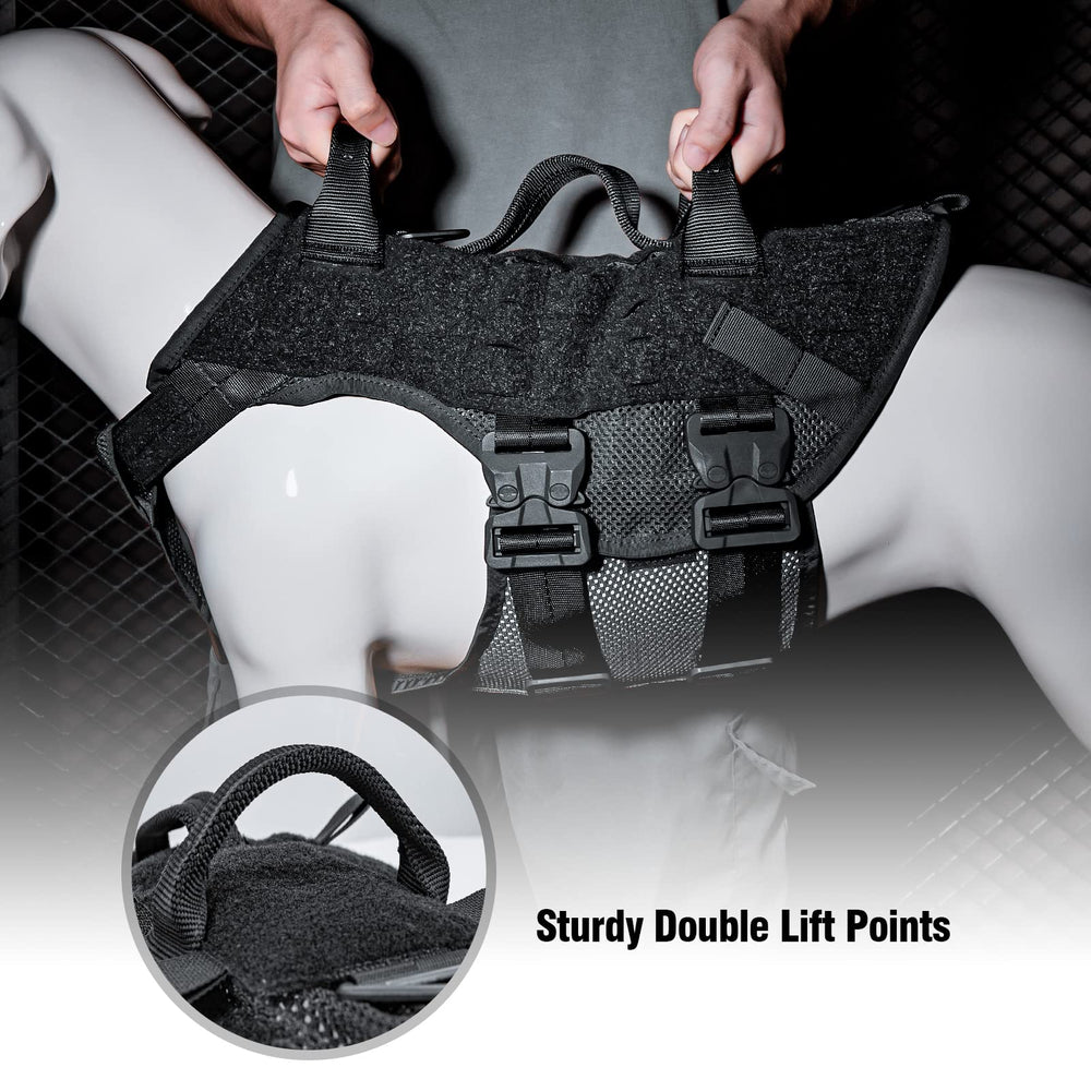 Petac Gear no-pull harness chest pad close-up highlighting weight distribution