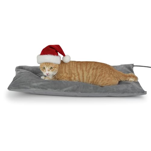 Petace outdoor heated cat bed top view showing plush warmth for chilly evenings