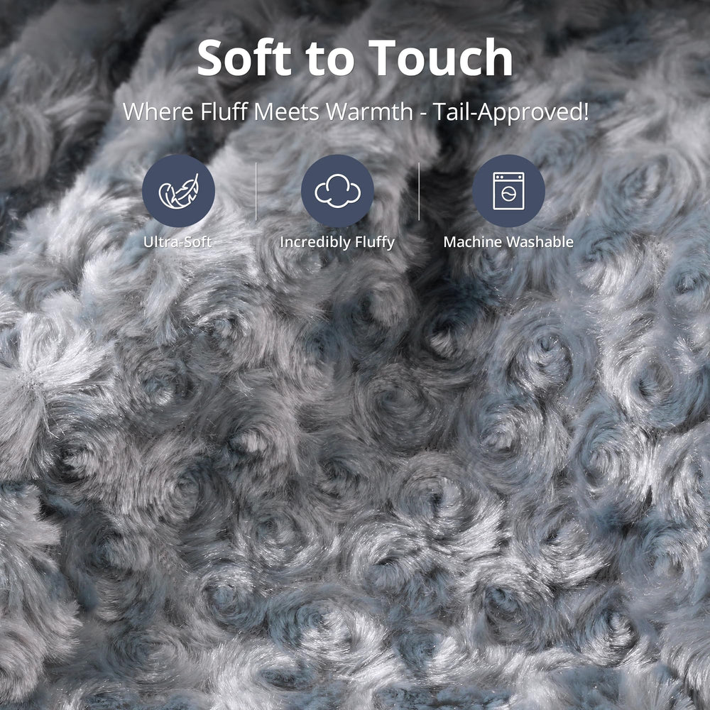 Petace soft Rosebud cover close-up shows plush warmth and durability.