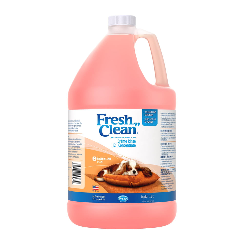 PetAg Fresh ’n Clean Creme Rinse bottle front shows 15:1 concentrate for easy dilution.