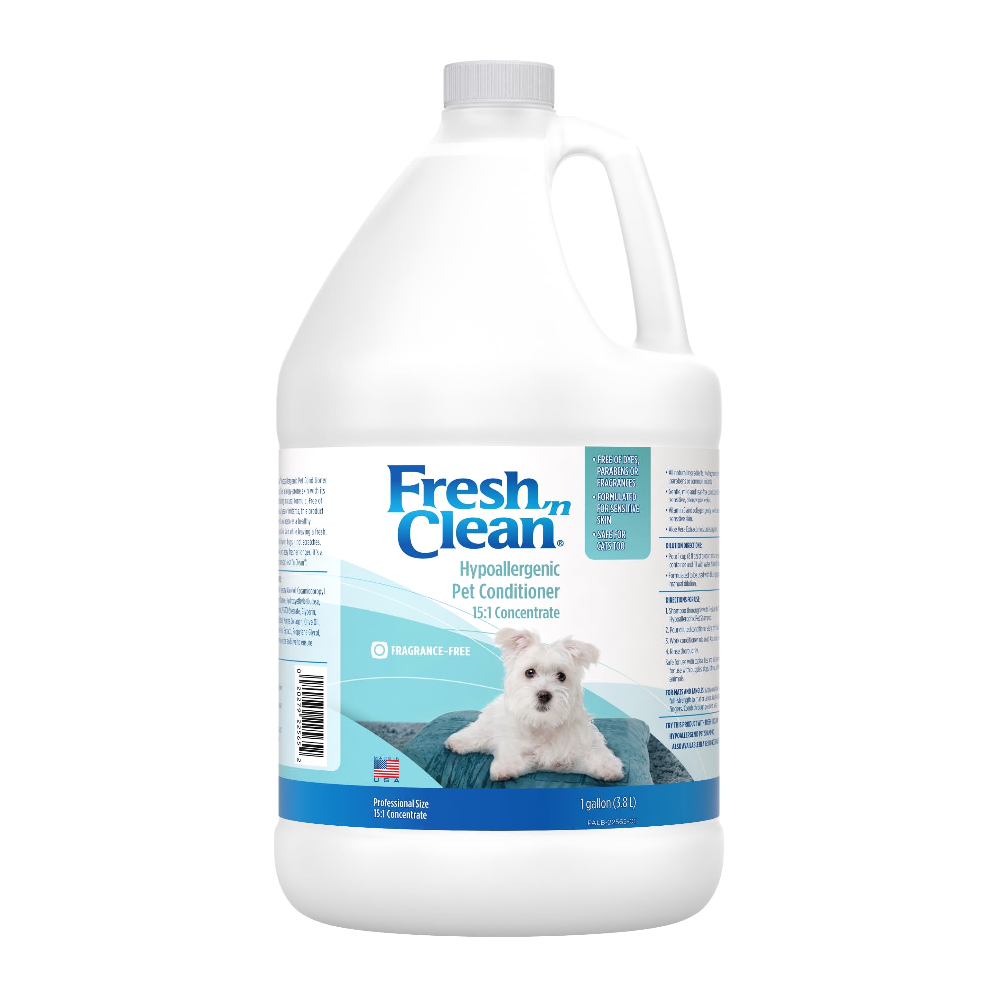 PetAg Fresh 'n Clean conditioner bottle front view, fragrance-free for sensitive skin.
