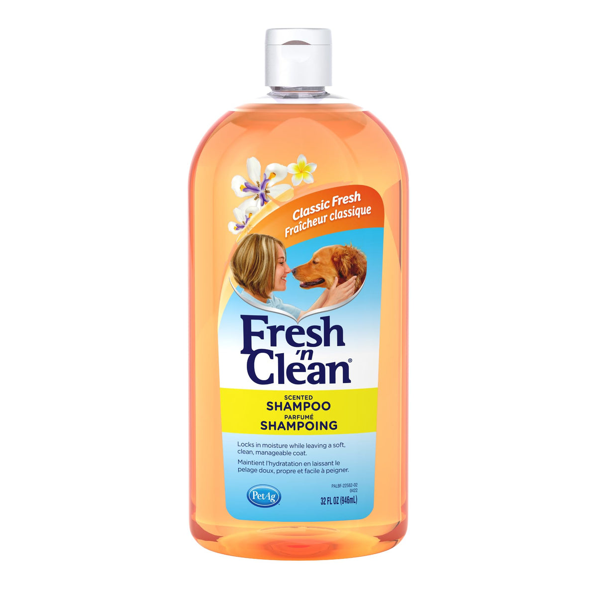 PetAg Fresh ’n Clean Shampoo bottle close-up showing a soap-free cleanse for gentle washing