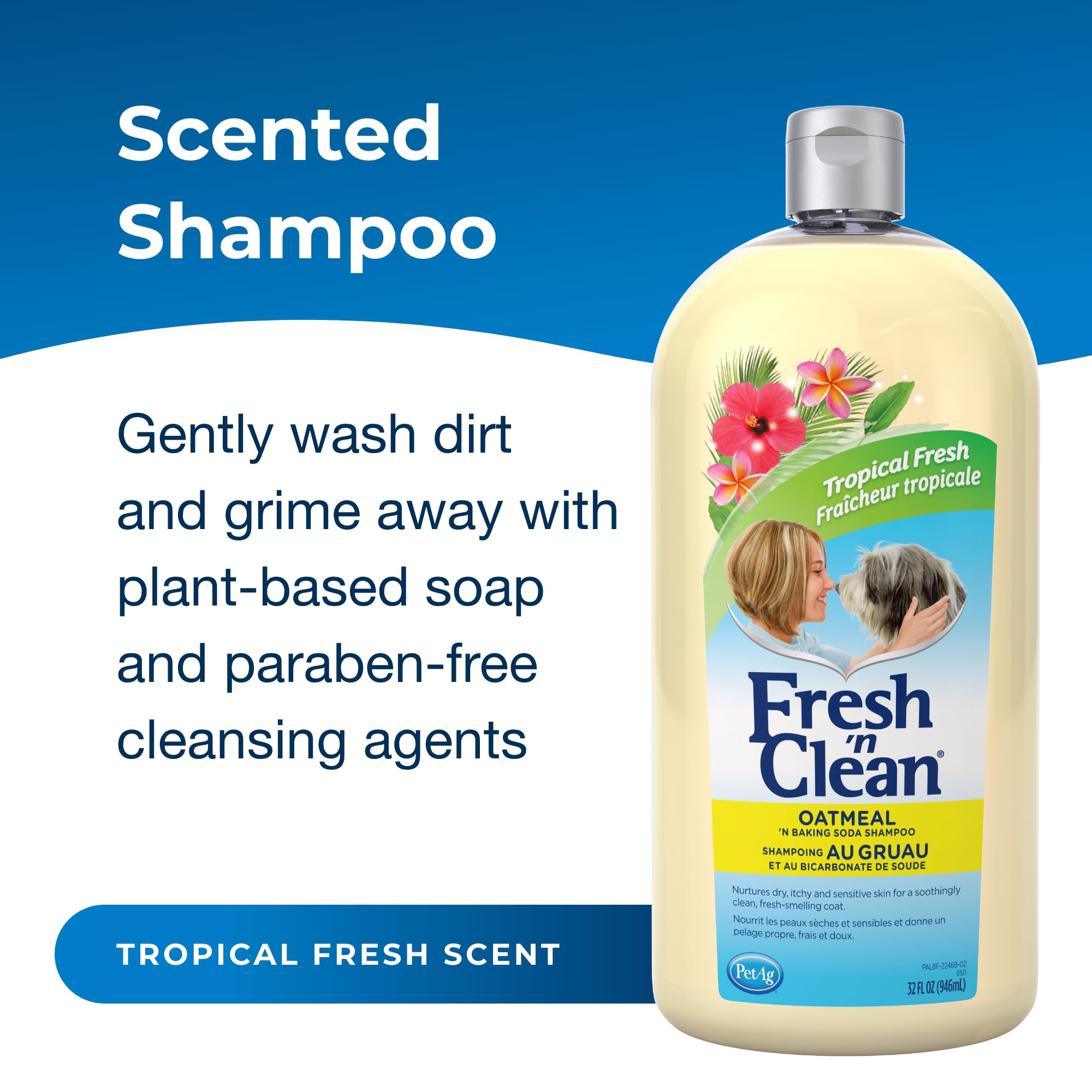 PetAg Fresh ’n Clean lather on a dog's coat demonstrates soap-free cleansing and moisture.