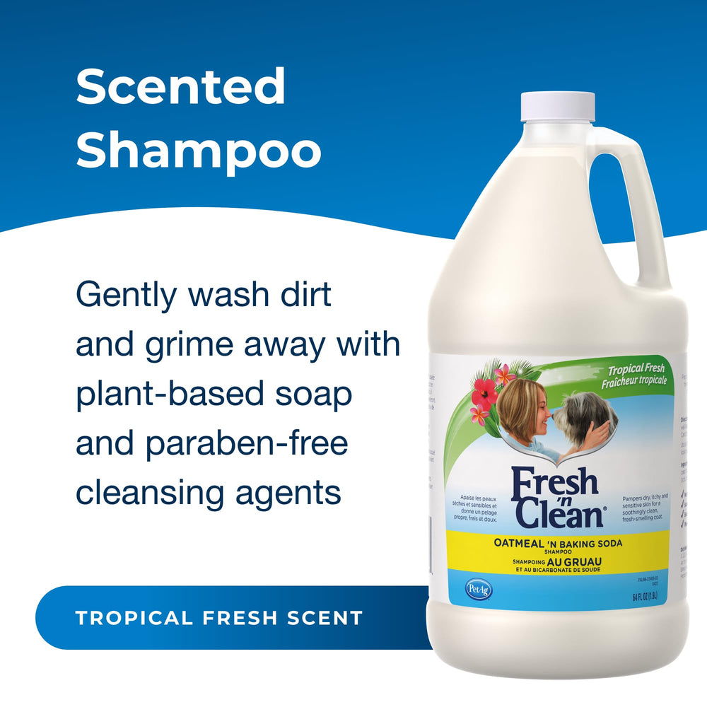 PetAg Fresh ’n Clean lather application highlights oatmeal and aloe for coat moisture.