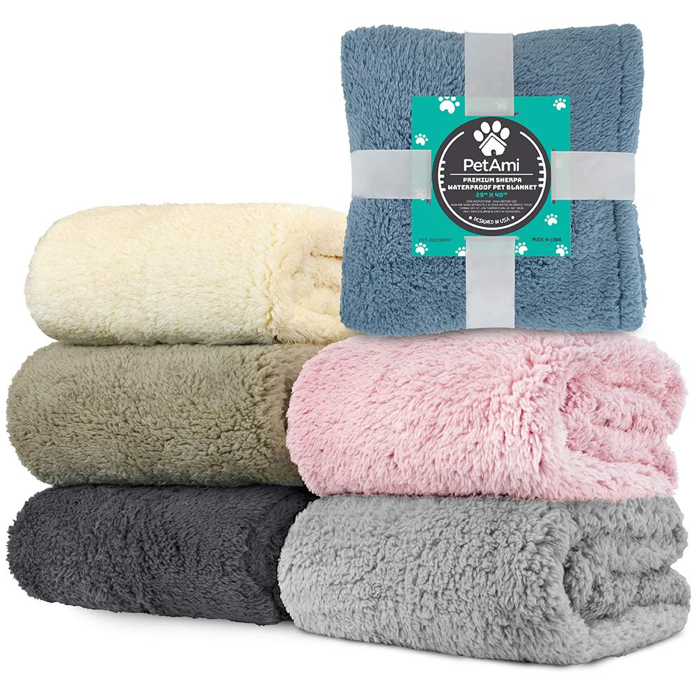 PetAmi 24x32 inch blanket product shot in light grey.