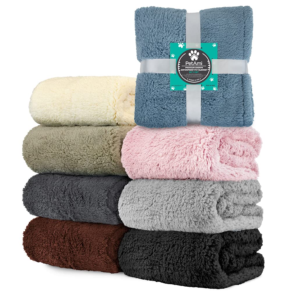 PetAmi black blanket on bed showcases easy-care, everyday protection.